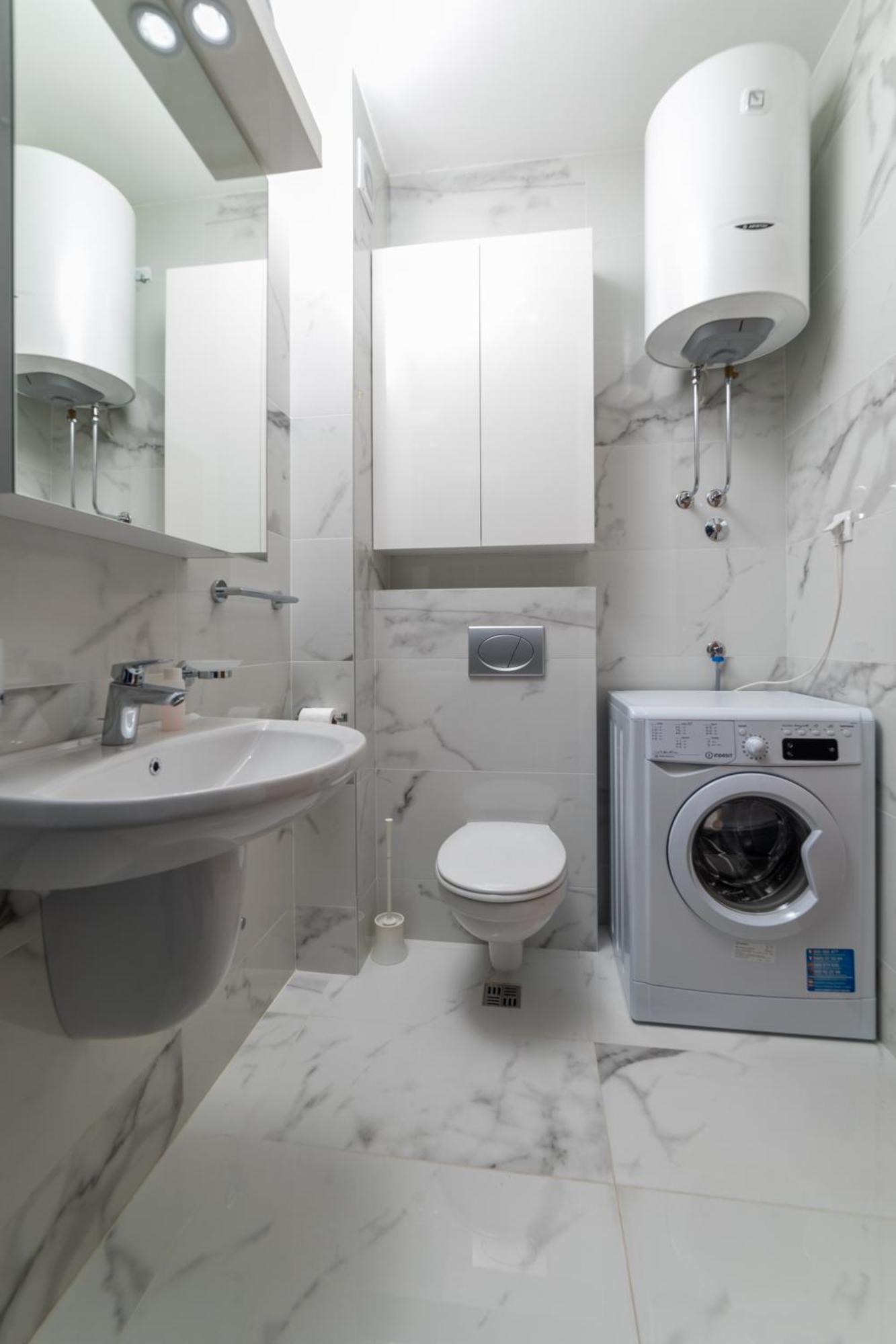 Modern Spacious Mediterranean New Building 48m2 Flat Free Parking Budva