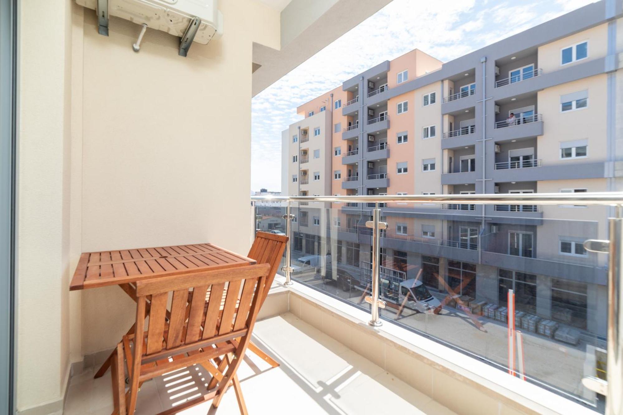 Modern Spacious Mediterranean New Building 48m2 Flat Free Parking * Budva